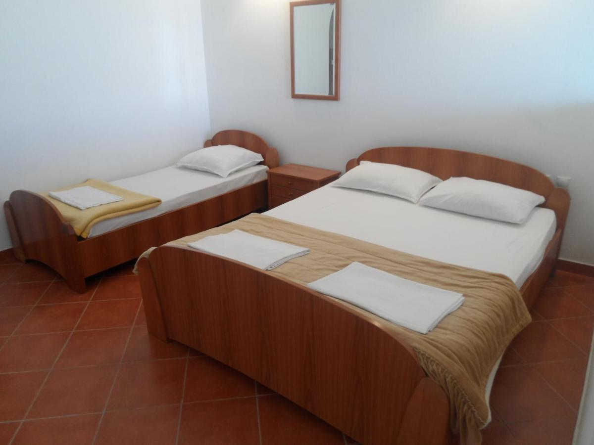 Apartments Kepi Gjerana Улцинь Екстер'єр фото