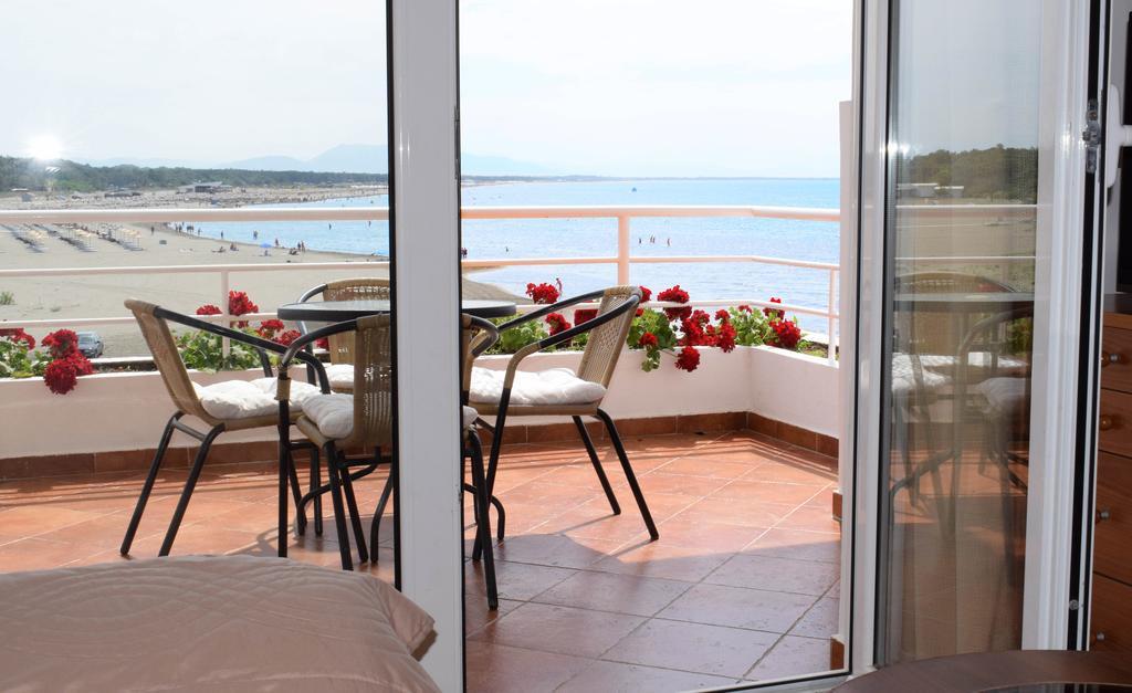 Apartments Kepi Gjerana Улцинь Екстер'єр фото