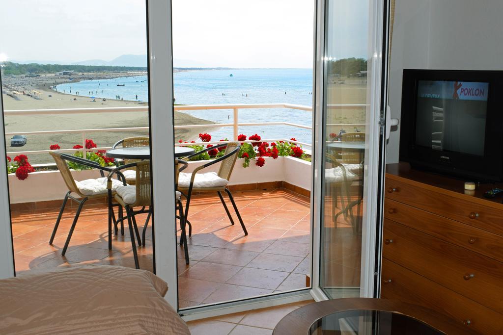 Apartments Kepi Gjerana Улцинь Екстер'єр фото
